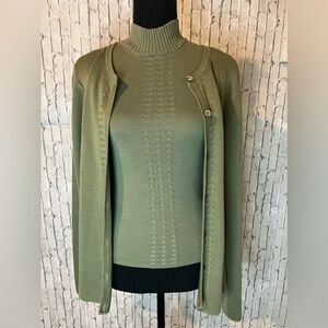 Tommy Bahama Two piece top (m) & cardigan (s) ~ olive color